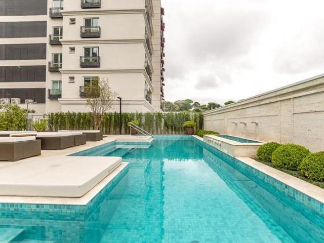 03 dormitórios, apartamento Garden, bairro Mercês 041 997104652