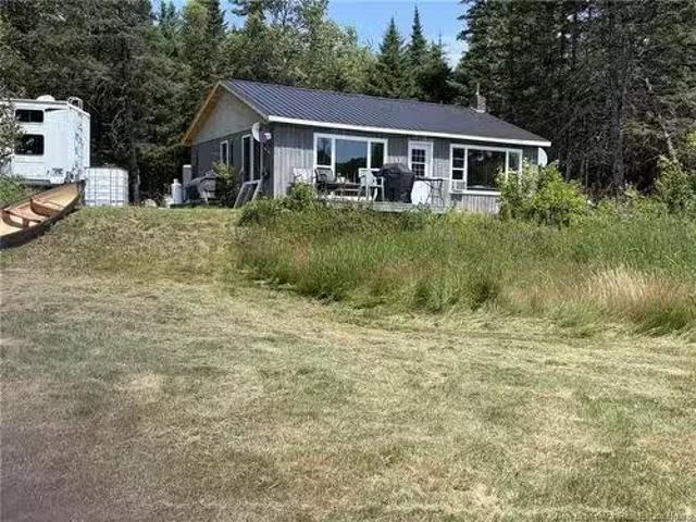 000 Magaguadavic River Rd, Piskahegan, NB, E5C 0A8 house for.