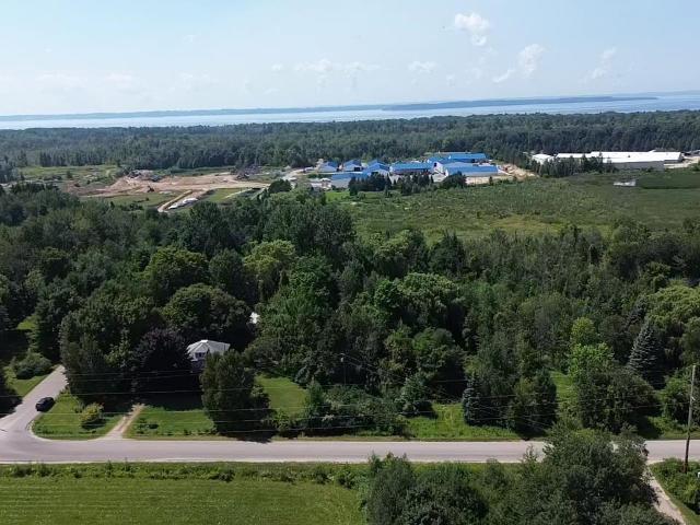 000 Quarterline Road