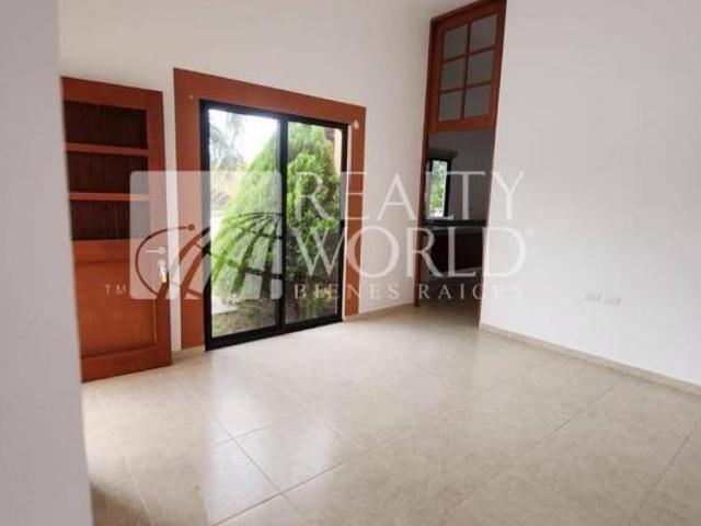 003 00898 CV Casa en venta en Mérida