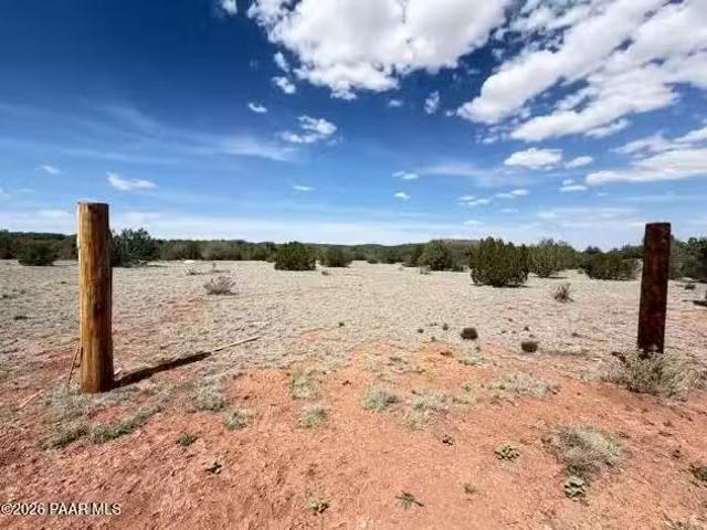00 W Flor Ln, Seligman, AZ 86337 MLS 1081319