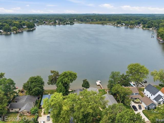 0101 Creston Drive