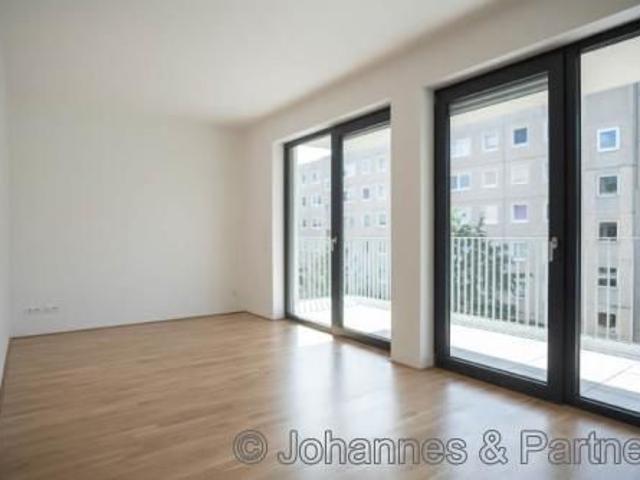 01109 Dresden Klotzsche, Alexander Herzen Str. 66 WE 8