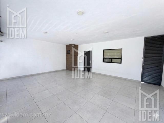 0125 Casa y terreno en venta en La Encomienda