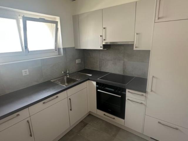 01273 Appartement 3 pièces Tourelles 8 La Chaux de Fonds
