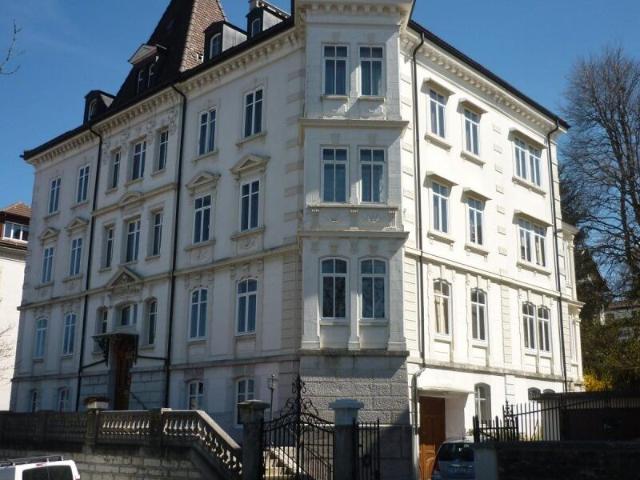 01924 Appartement 4 pièces Commerce 17 La Chaux de Fonds
