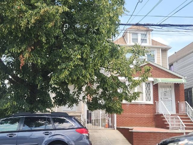 01 109th St