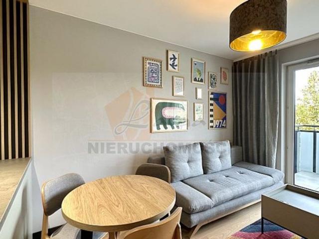 024 MW N. Sącz ul. Piłsudskiego, nowoczesne mieszkanie na wynajem, 40 m2, IIp, 2 pokoje, balkon, miejsce postojowe. Cena: 2500 zł