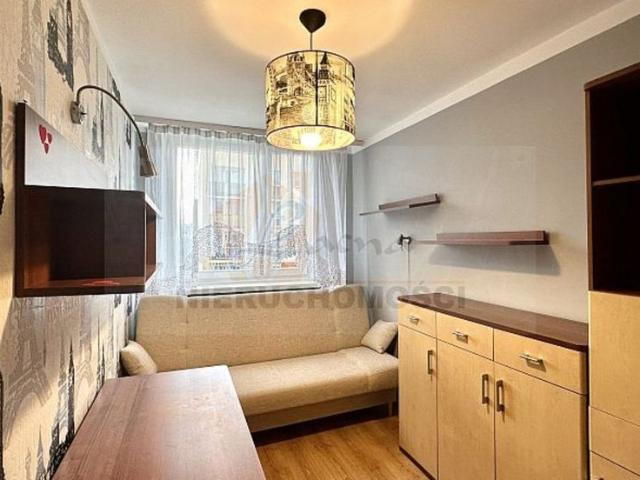 025MW Nowy Sącz os. Millenium, 2 – pokojowe na wynajem pow. 49m2, IIp, balkon, piwnica. Cena: 1400 zł