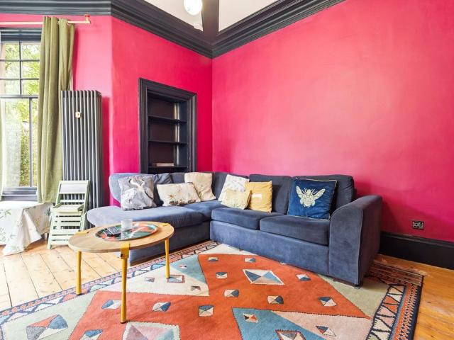 0/2, 99 Queensborough Gardens
