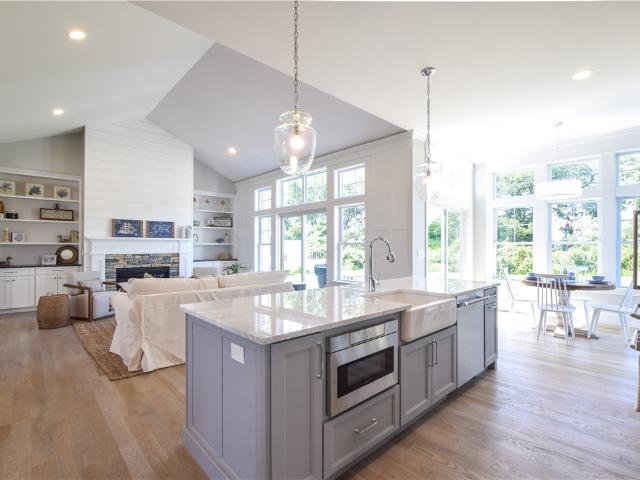 02 Crosswinds Drive