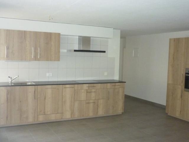 03183 Avec ascenseur Grande Rue 24 Le Locle