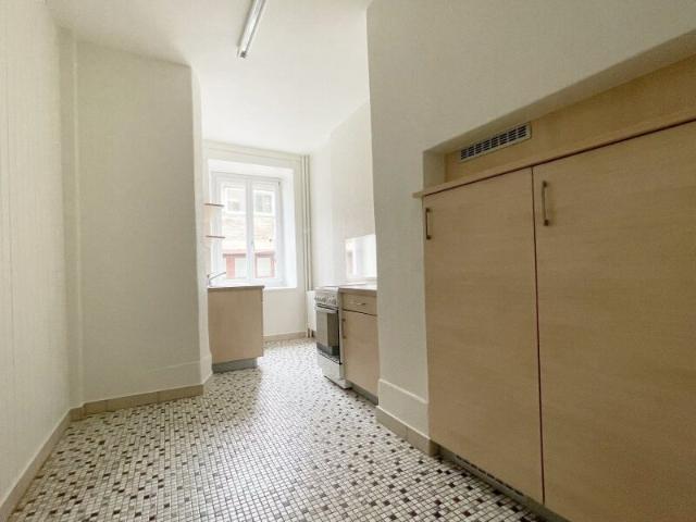 04876 Appartement 3 pièces Promenade 13 La Chaux de Fonds