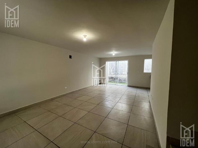 0525 Casa en Venta Mirasur, General Escobedo