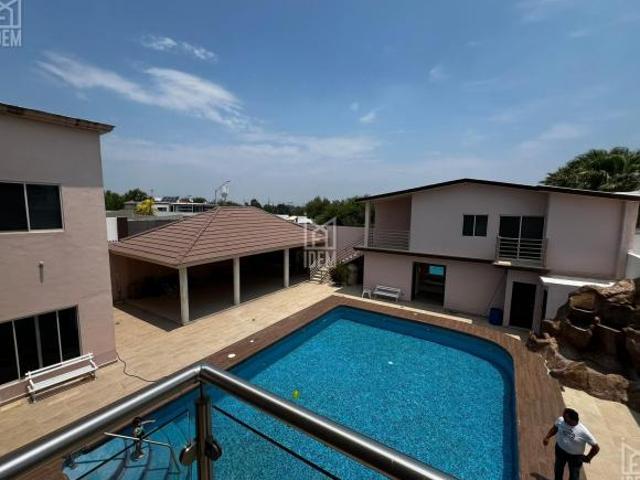 0529 Quinta en Venta en Portal del Norte, Zuazua