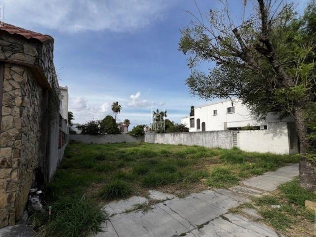 0532 Terreno en Venta en La Anahuac