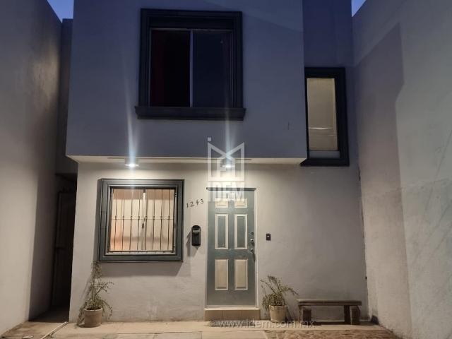 0607 CASA AMUEBLADA PREMIUM EN PRIVADA ? IDEAL EJECUTIVOS