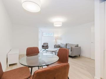 0607L Pinkhill Park, Edinburgh, EH12 7FJ 1 bed flat to rent £1,225 pcm £283 pw