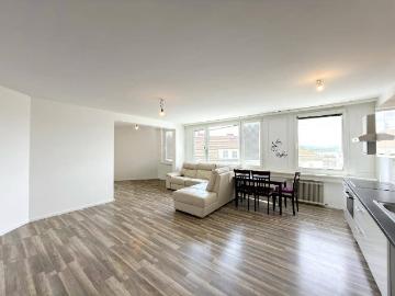 [06798] Über den Dächern von Wr. Neustadt helle Wohnung mit Fernblick und Stadtnähe