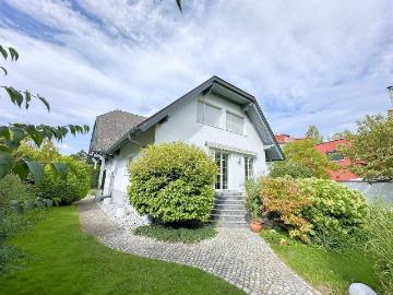 Haus zum Verkauf in 2700 - Garten, Terrasse