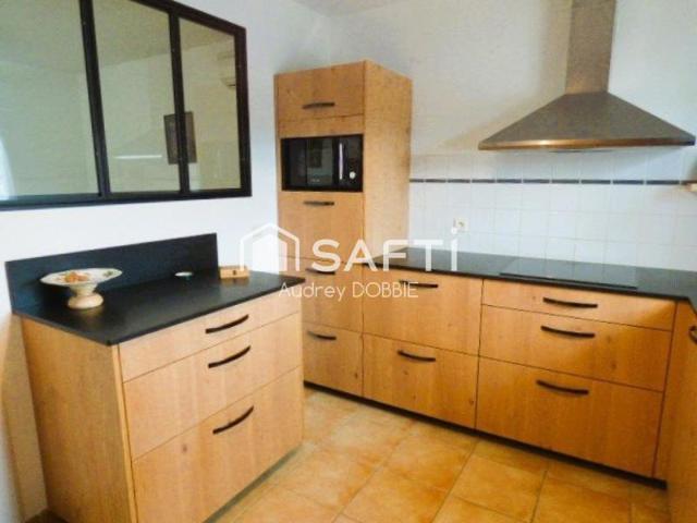 07120: Au coeur d'une residence senioriale, maison de plain pied de 78 m² T3