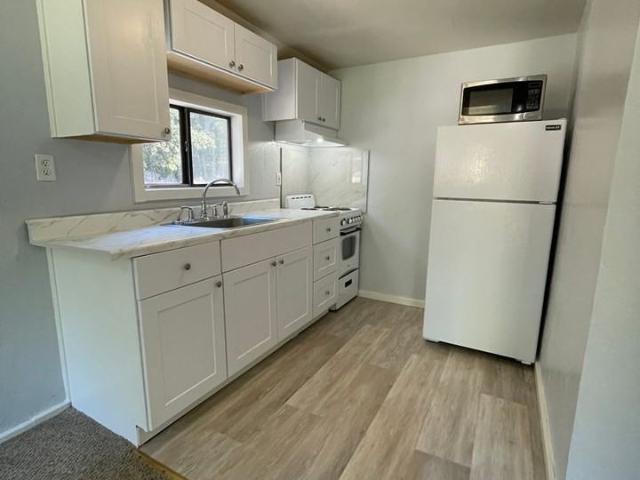 072 08 Studio Apartment for Rent at 19110 C St, Monte Rio, CA 95462
