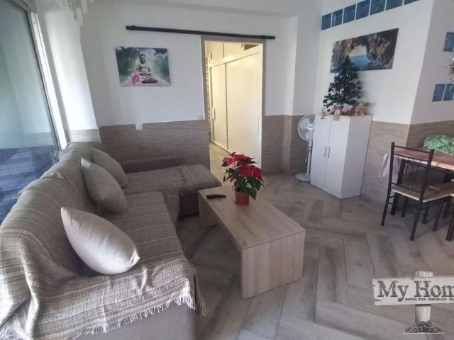 081 632 Central spacious apartment in Playa del Ingllés