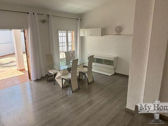 086 773 Luxury villa in Maspalomas with spacious rooms and an exclusive location