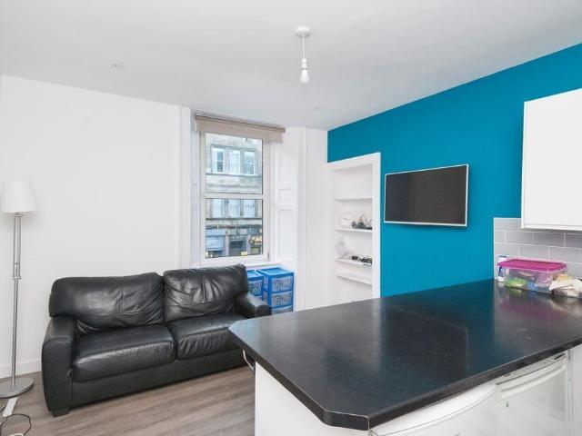 0888L Home Street, Edinburgh, EH3 9JP 4 bed flat to rent £2,800 pcm £646 pw