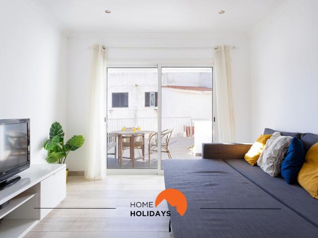 #089 Sunny Balcony, High Speed WiFi, 150 mts Beach