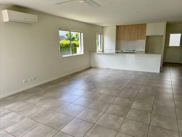 08/ 20 Salisbury Street, Redland Bay