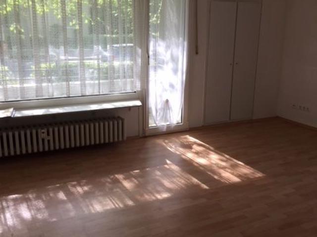 090.0033 – Elsa Brändström Str. 53, Bonn Beuel, 2 Zimmer, 48,00 m²  Kaltmiete: 650,00 €