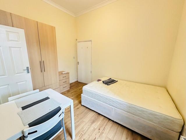 0 Bed North End Road, West Kensington, W14