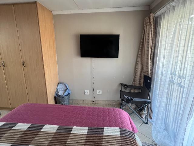 1 Bedroom Apartment / Flat For Sale in Tijger Vallei