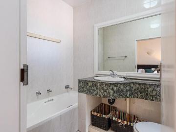 0 Bedroom Apartment / Flat To Rent in Illovo