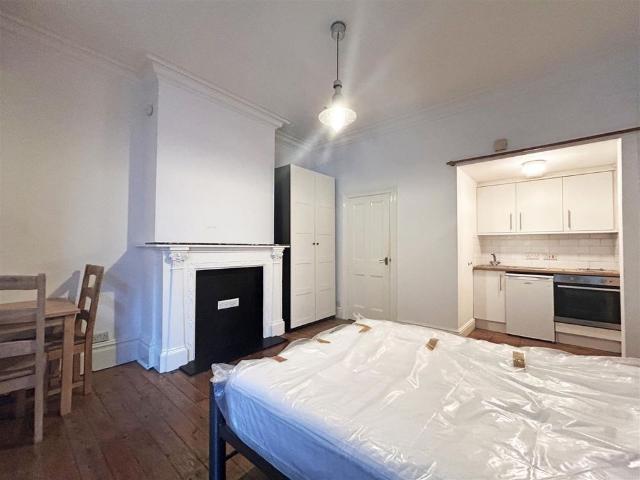 0 bedroom Studio flat to rent