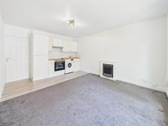 0 bedroom Studio flat to rent
