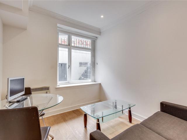 0 bedroom property in Harrington Gardens, South Kensington, London, SW7 £1,700 pcm | Chestertons