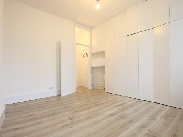 0 bedroom property in Highgate Road, Kentish Town, London, NW5 £1,500 pcm | Chestertons