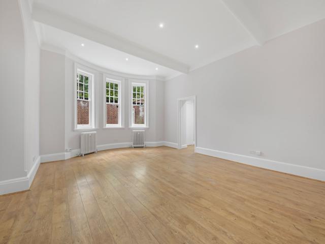 0 bedroom property in Langland Gardens, London, NW3 £1,975 pcm | Chestertons