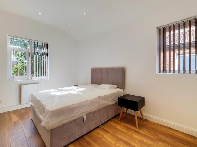 0 bedroom property in Larch Road, Cricklewood, London, NW2 £1,325 pcm | Chestertons