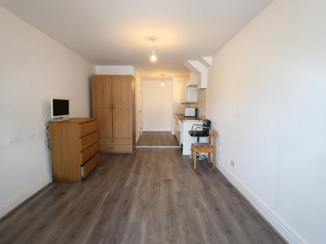 0 bedrooms To Let