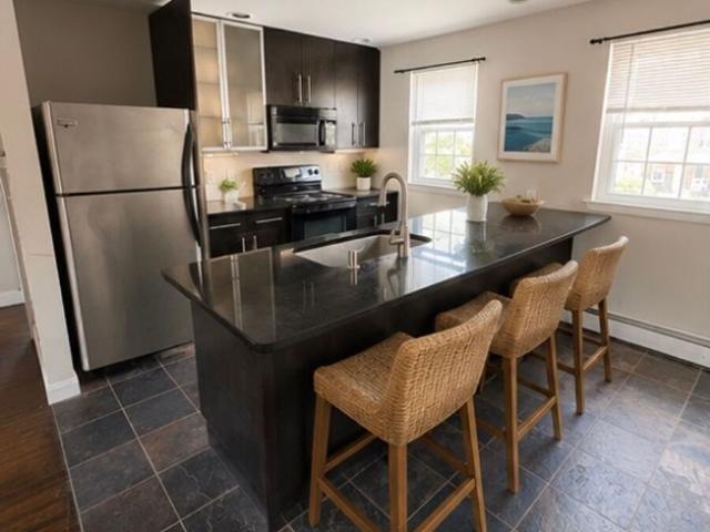 2 BR, 1 BA Apartment 210 Trinity Ave, Ambler, PA 19002