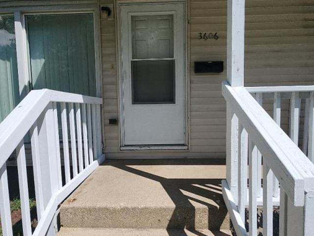 3 BR, 1 BA Apartment 3606 E 9th Ave, Gary, IN 46403