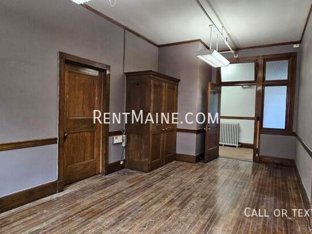 0 BR, 0 BA Apartment 61 Main St Bangor, ME 04401