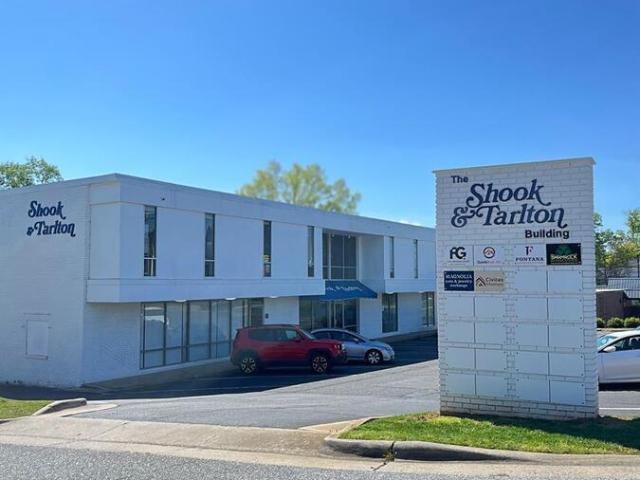 0 BR, 0 BA Apartment 926 2nd St NE, Hickory, NC 28601