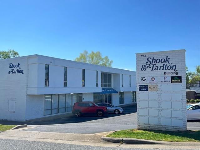 0 BR, 0 BA Apartment 926 2nd St NE, Hickory, NC 28601
