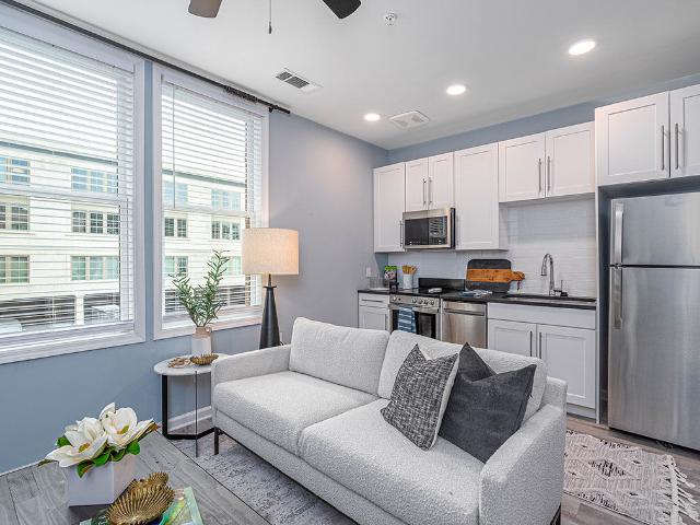 0 BR, 1 BA Apartment 1418 Montgomery Street Unit 227, Savannah, GA 31401