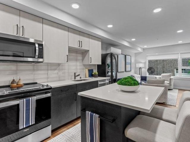 0 BR, 1 BA Apartment 1421 Harvard Avenue Unit 108, Seattle, WA 98122
