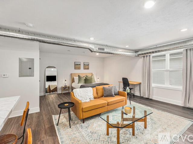 0 BR, 1 BA Apartment 1562 Michigan St NE, Unit 7, Grand Rapids, MI 49503